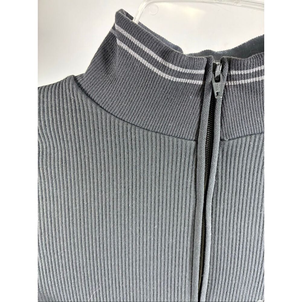 SKIMS Nike NWT Ribbed Seamless Cropped Full Zip Jacket in Obsidian Size XS - Picture 4 of 10